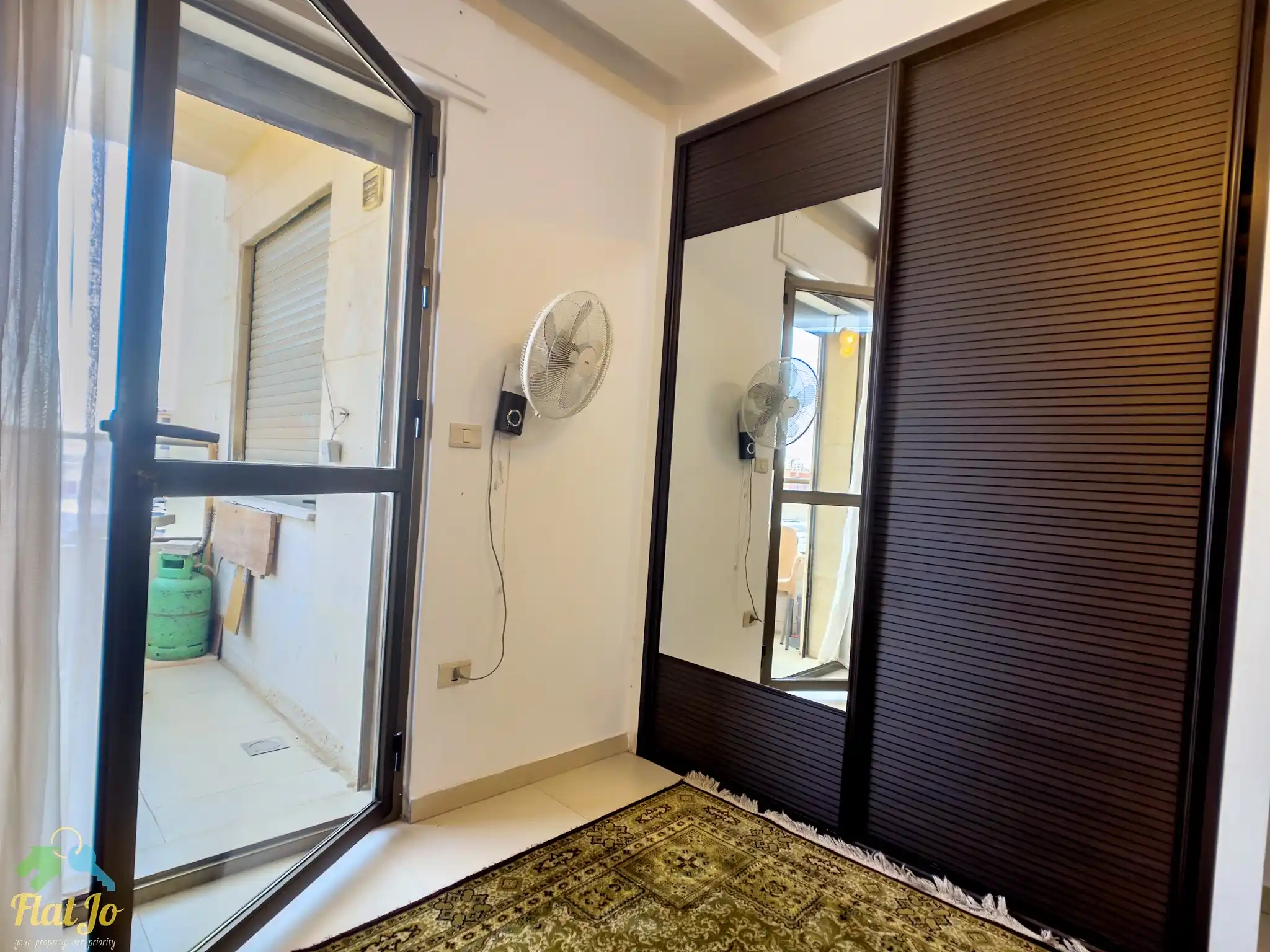 IMG_7906_Radiant_Photo